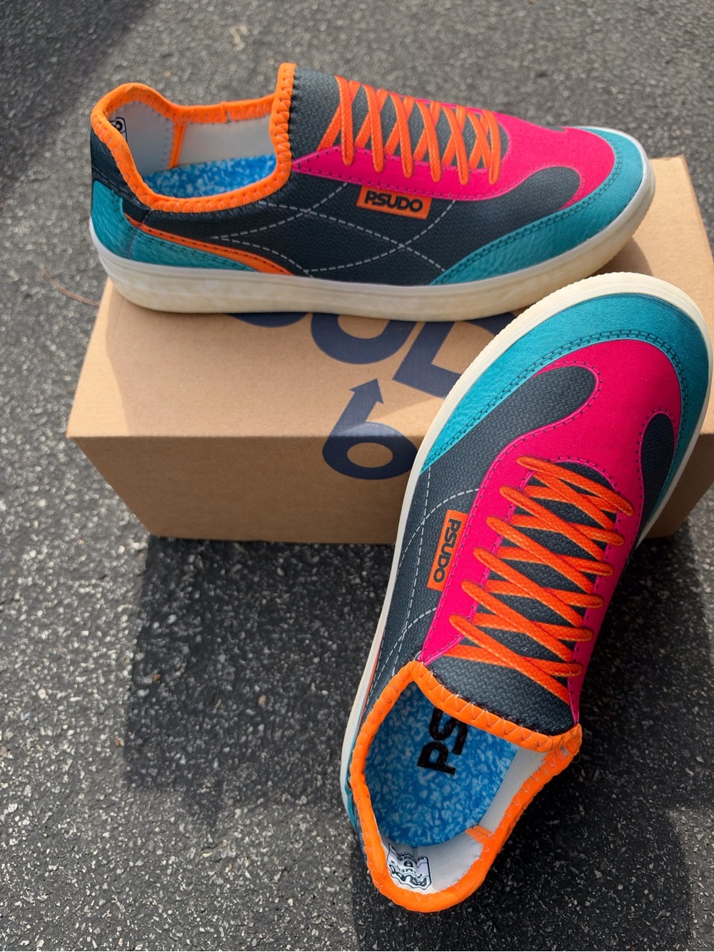 Psudo Court Slip On Lace Free Sneakers in Pink, Teal & Orange Women’s 9 New USA